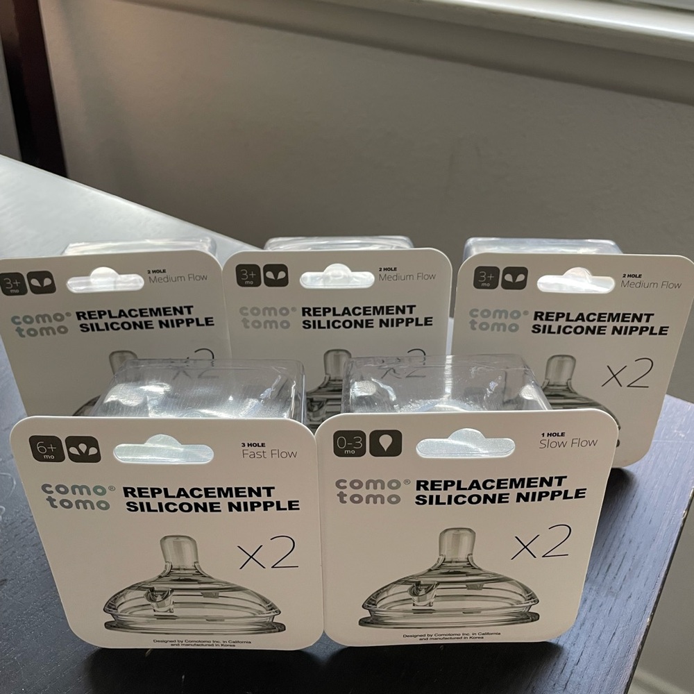 NWT Comotomo Replacement Silicone Nipple Lot of five 2-packs